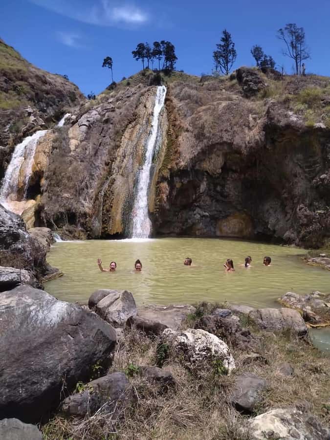 3d/2n trekking mount rinjani summit lake & hot springs - Food, water, porters, and camp support