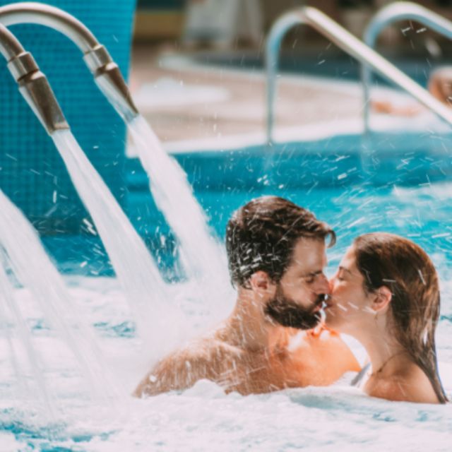 Adeje: Aqua Club Thermal Spa Entry Ticket - Try the 375 water streams and cross-current river