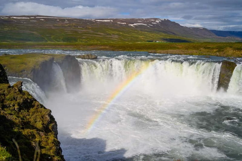 Akureyri: Day Trip to Goðafoss, Lake Mývatn & Nature Baths - Why this day trip works from Akureyri