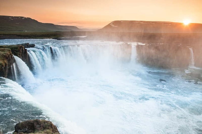 Akureyri Port: Lake Mývatn & Goðafoss Guided Tour with Lunch - The return drive and cruise timing