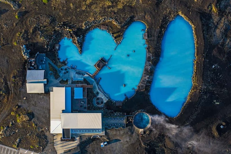 Akureyri Port: Myvatn Nature Baths & Godafoss Waterfall Tour - Guides, drivers, and the feel of the coach ride