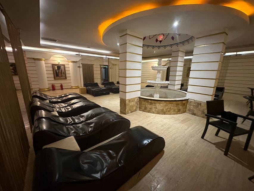 Alanya: Turkish Bath with Foam and Aromatherapy Massages - Heat first: the hot-air and menthol rooms