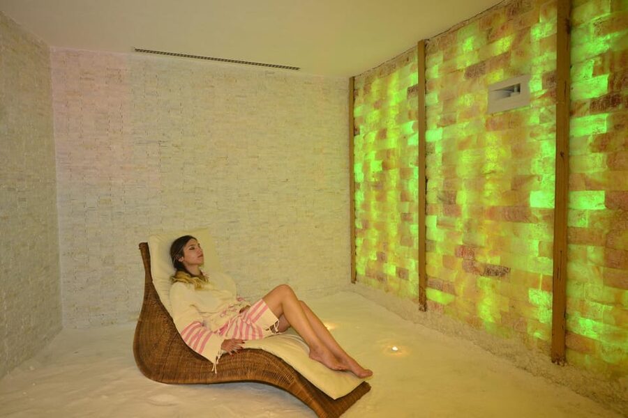 Alanya: Turkish Bath with Foam and Aromatherapy Massages - The scrubbing session and foam massage