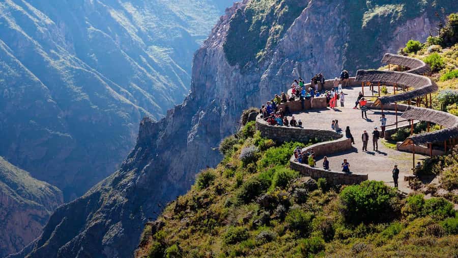 Arequipa: 1-Day Colca Canyon + Thermal Baths Tour - Cruz del Condor and the first sight of Colca Canyon
