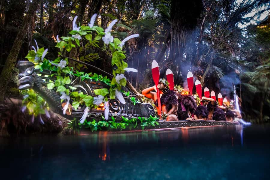 Auckland: Rotorua Māori Cultural & Geothermal Tour & Lunch - Key points to know before booking