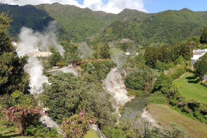 Azores: 1 Day Private Tour Furnas Volcanic Activity & Hot Springs - Five details that shape the day