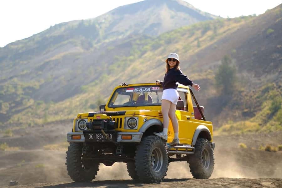 Bali: Day/Sunset Mount Batur 4WD Jeep and Natural Hot Spring - What this Mount Batur tour is really like