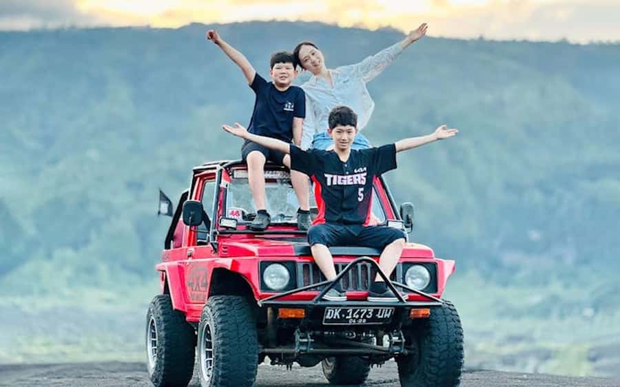 Bali: Day/Sunset Mount Batur 4WD Jeep and Natural Hot Spring - Choosing between the day and sunset departures