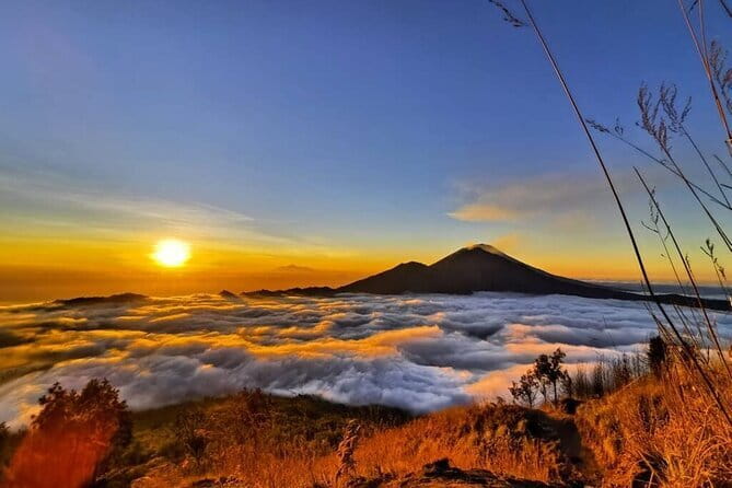 Bali day trip : Batur Sunrise Hike and Hot Spring All inclusive - Why Mount Batur makes a strong Bali day trip