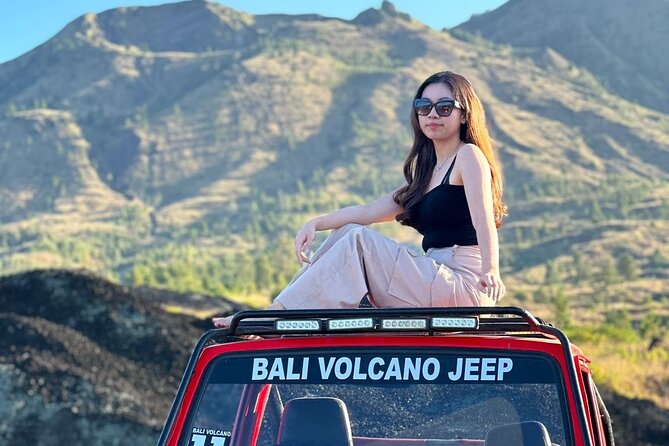Bali: Mount Batur Jeep Sunrise & Hot Springs - All Inclusive - Watching Sunrise From the Jeep