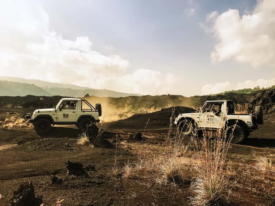 Bali/Mount Batur: Private Sunrise Jeep Tour & Hot Spring - What the $55 price really buys you
