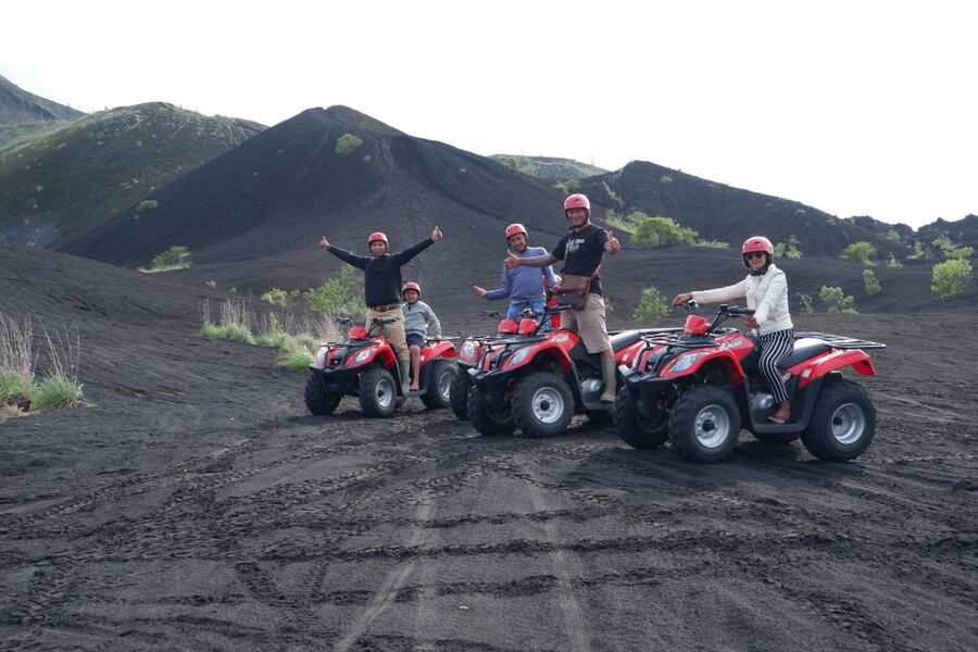Bali: Mount Batur Quad Bike Tour and Natural Hot Springs - A useful stop at Mt. Batur Lounge