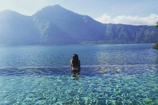 Bali Mount Batur Sunrise Hike and Natural Hot Spring - Sunrise near the 6:15 AM summit arrival