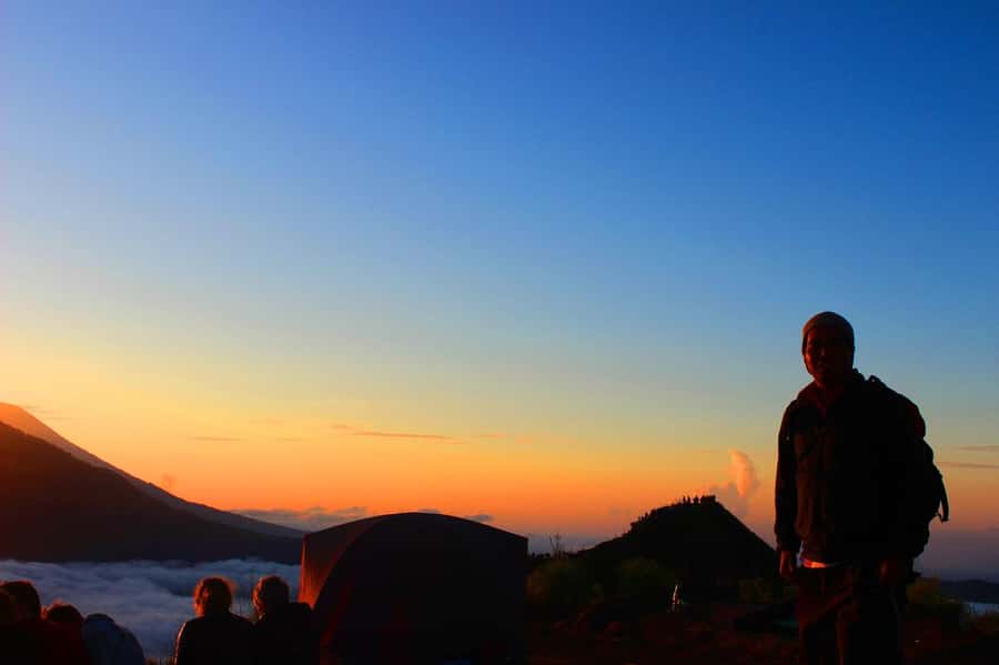Bali: Mount Batur Sunrise Hike with Breakfast & Hot Spring - Sunrise, crater views, and breakfast by volcanic steam