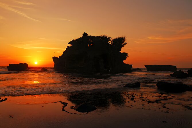 Bali Tour: Lake, Iconic Gate, Temple, Hot Spring and Rice Terrace - Why this private Bali route works