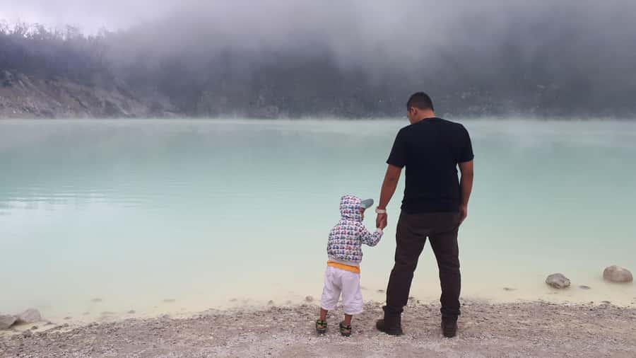 Bandung: Volcano Crater, Onsen Hot Springs, Mud Bath & Tea - Lunch at Glamping Lakeside Rancabali