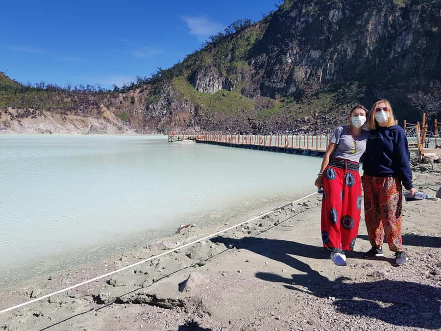 Bandung: Volcano Crater, Onsen Hot Springs, Mud Bath & Tea - Tea fields and West Java traditions
