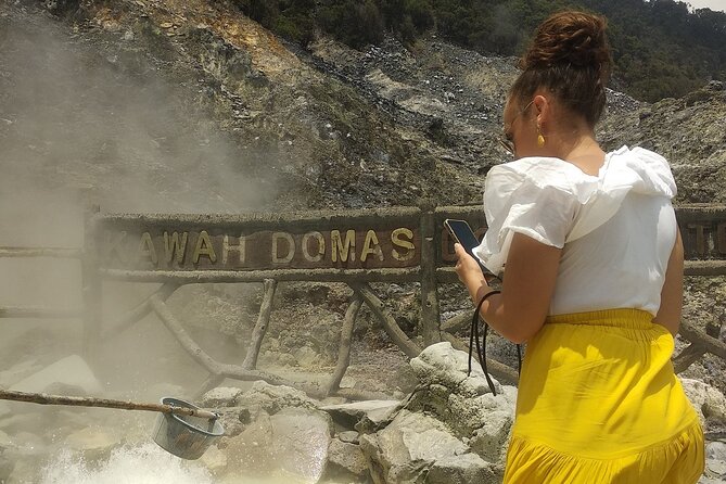 Bandung Volcano Sightseeing and Hot Spring Private Tour - Sari Ater Ends With a Two-Hour Soak