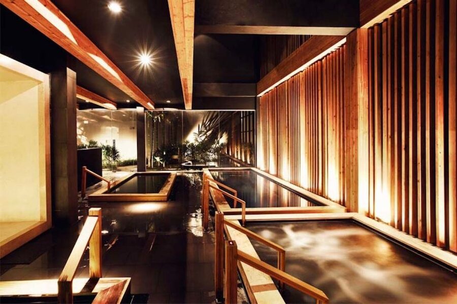 Bangkok: Yunomori Sukhumvit Onsen Hot Springs Spa Pass - The bath circuit: from jets to mineral water
