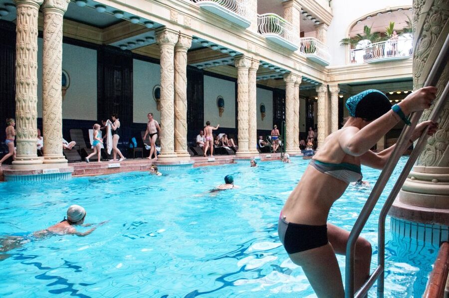 Budapest: Full-Day Gellért Spa Ticket - A practical look at the bathing areas