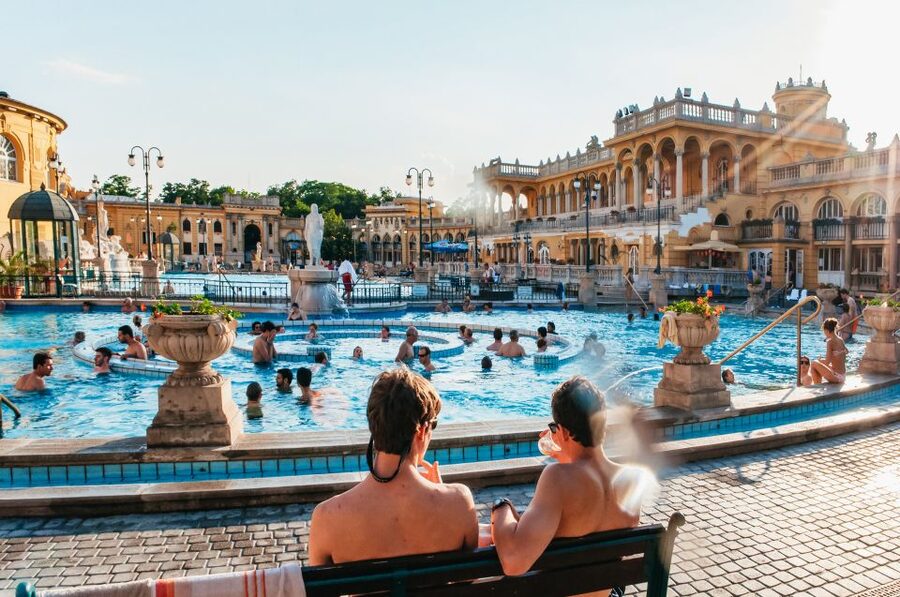 Budapest: Széchenyi Spa Day Ticket with Optional Upgrades - Exploring the 15 indoor pools