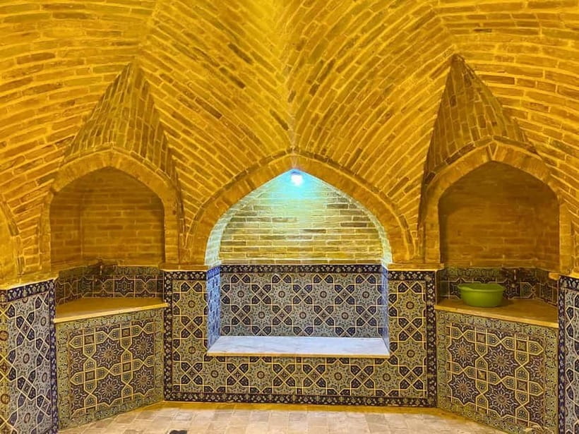 Bukharian Bath in Ancient Hammam with Massage - Finding the hammam behind Shahriston Hotel