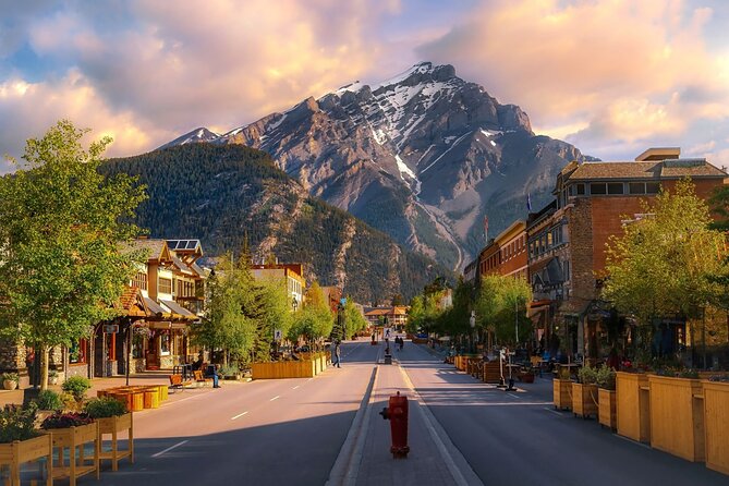 Calgary/Banff: Gondola, Upper Hot Spring, Bow Fall & Top 3 Lakes - Banff town provides a useful change of pace