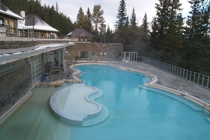 Calgary/Banff: Gondola, Upper Hot Spring, Bow Fall & Top 3 Lakes - The Banff Gondola is the day’s main paid attraction