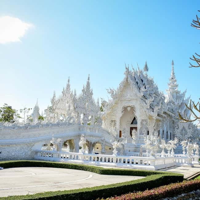 Chiang Mai: Chiang Rai Famous Temples & Hot Springs Day Trip - Baan Dam Museum adds an unusual stop