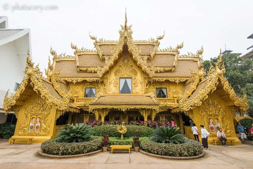 Chiang Mai to Chiang Rai: 3 Temples & Hot Springs & Pickup - The Blue Temple brings color and calm