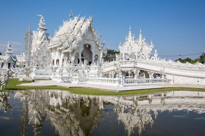 Chiang Rai in a Day: Hot Spring,White Temple,Golden Triangle,Yao&Akha Hilltribe - Mae Khachan Hot Spring gives you an early break