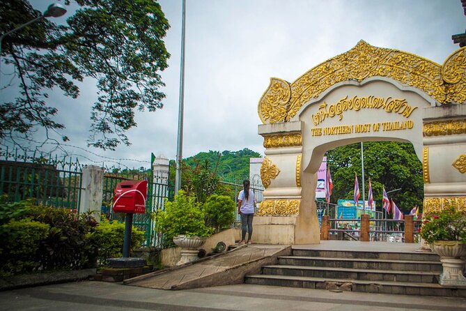Chiang Rai Tour: Hot Spring,White Temple, Golden Triangle, Yao - Is one day enough for Chiang Rai?