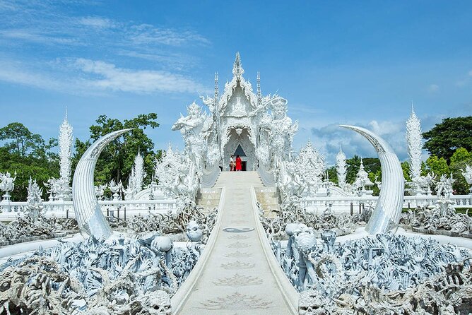 Chiang Rai Tour: Hot Spring,White Temple, Golden Triangle, Yao - The Golden Triangle is about geography, not just a photo