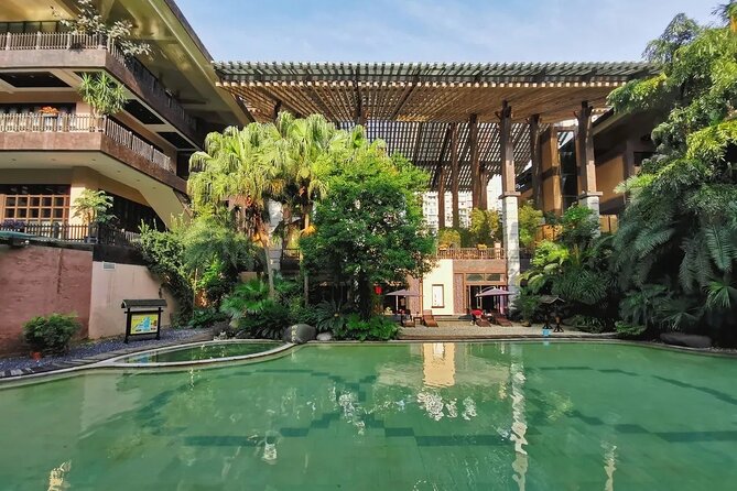 Chongqing Luxury Hot Spring and Massage Luxury Meal Private Tour - A Chongqing day built around comfort