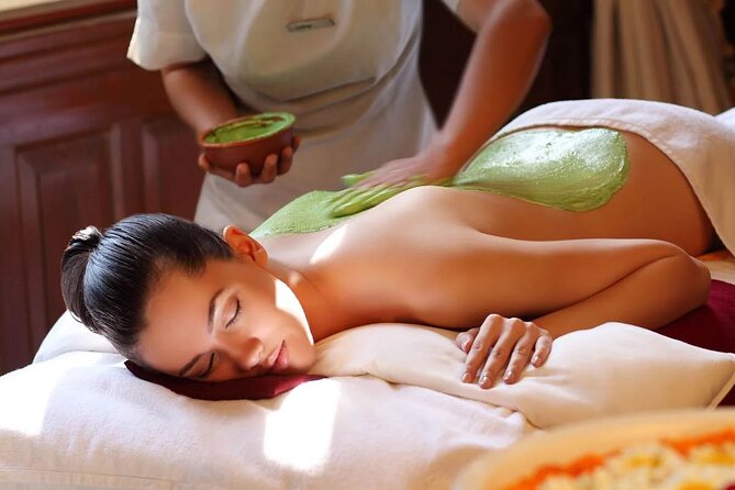 Cleopatra Deluxe Spa Treatment VIP With Massage Sauna Jacuzzi - The kese scrub removes the day’s dust