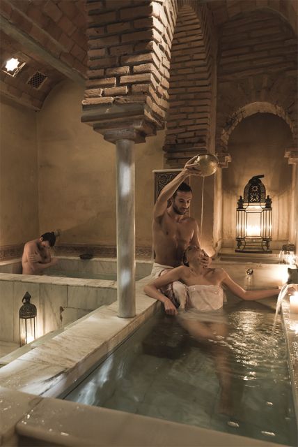 Córdoba: Hammam Al Ándalus Entry Ticket w/Optional Massage - Facilities, comfort, and small drawbacks