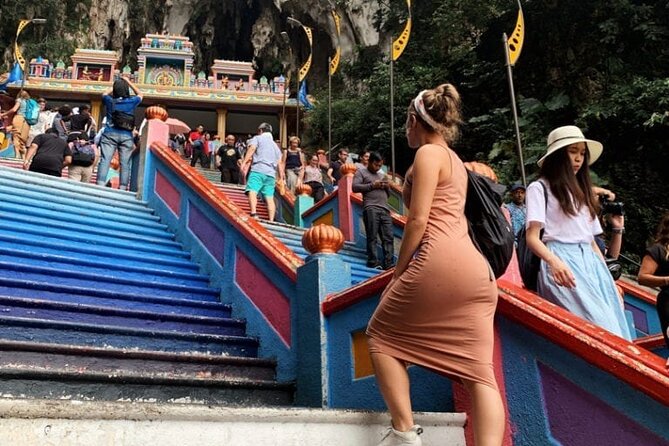Countryside Tour Waterfall, Hot Springs & Batu Caves With Lunch - Batik in 15 minutes