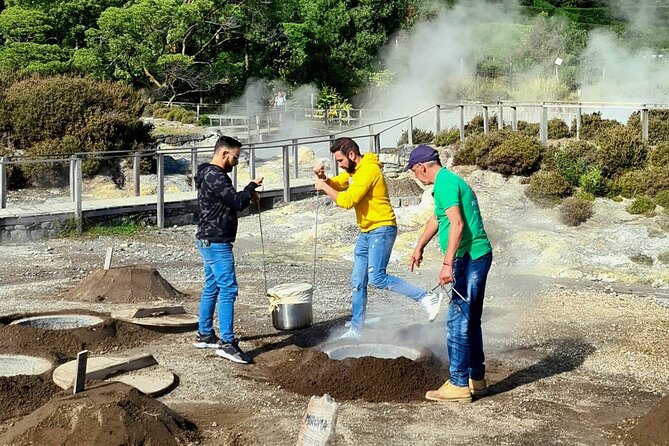 Couples PRIVATE Hybrid 4X4 Tour - Furnas (Inc Hot Springs and 3 Course Lunch) - Gorreana Tea Plantation on the north coast