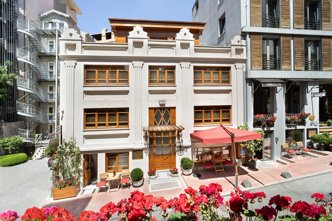 Çukurcuma Hamamı 1831 - Boutique Hammam for Couples - Why the mixed setting is worth considering