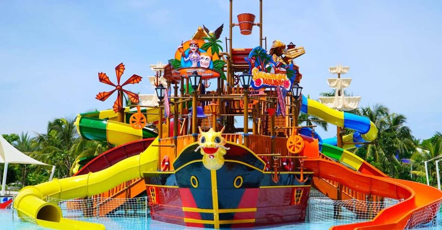 Da Nang: Mikazuki Water Park 365 with Onsen E-Ticket - Slides and wave pools for the active part of the day
