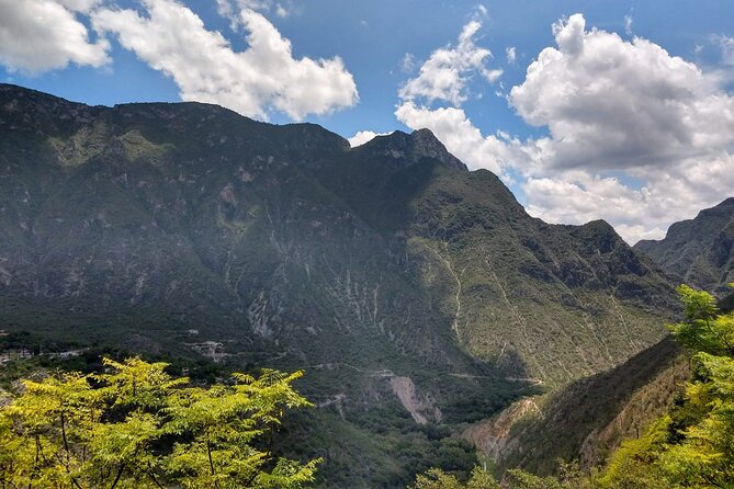 Day trip to Grutas Tolantongo Hot Springs - Arriving at the main cave and waterfall