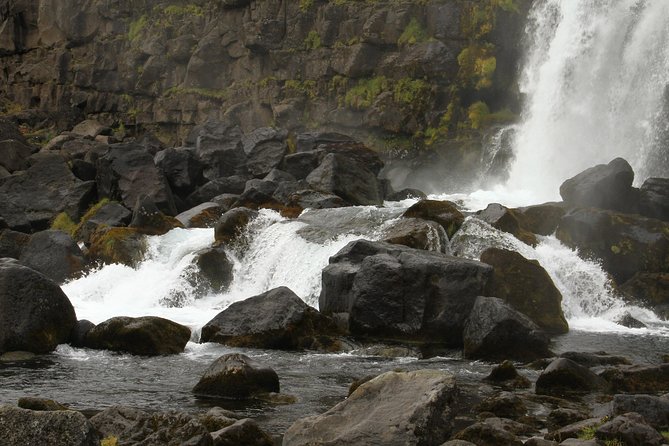 Day Trip to the Golden Circle and Blue Lagoon from Reykjavik - The Blue Lagoon: relaxing, but not included