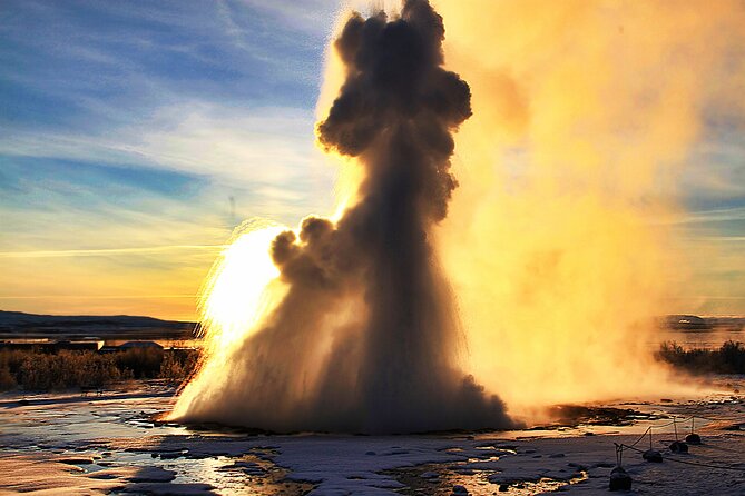Day Trip to the Golden Circle and Hot spring Geyser by 4WD Jeep from Reykjavik - The value of a guide who changes the plan