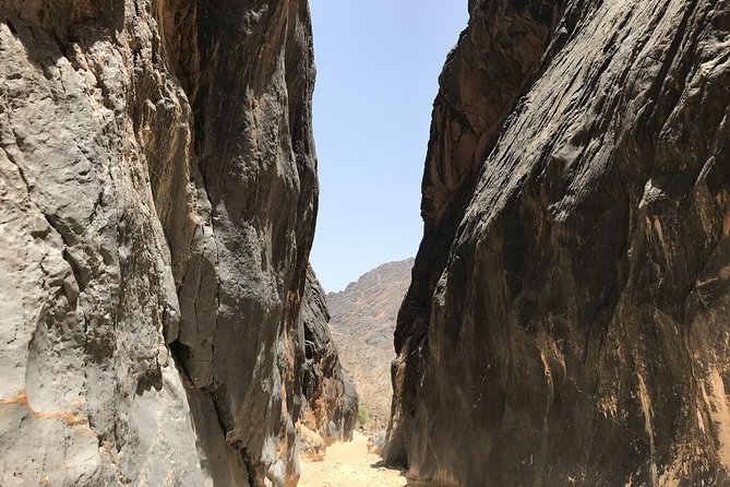 Day Trip to Wadi Bani Awf, Balad Sayt, Nakhal Fort & Hot Spring - A mountain day from Muscat with real variety