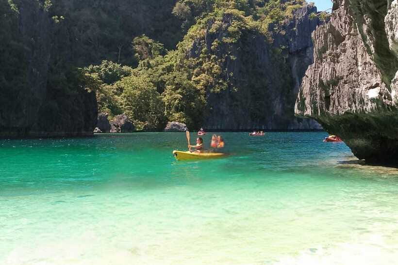 El Nido: Tour A (Big & Secret Lagoon, Shimizu, 7 Commando) - Shimizu Island combines lunch and snorkeling
