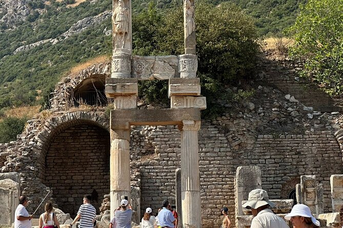 Ephesus Full Day Tour & Horse Safari + Lunch - Opt Turkish Bath - Who should book this Kusadasi day tour?