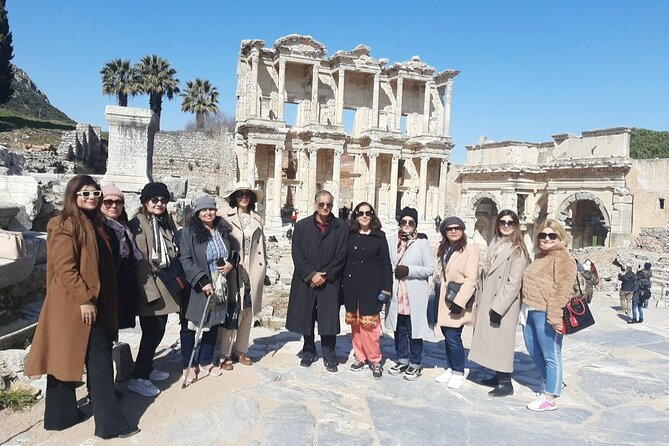 Ephesus Pigeon Island Tour with Lunch Turkish Bath - Pigeon Island: Kuşadası’s postcard opening