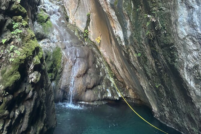 Exclusive Full-Day Tolantongo & La Gloria Hot Springs Adventure - The ride home, snacks, and group size