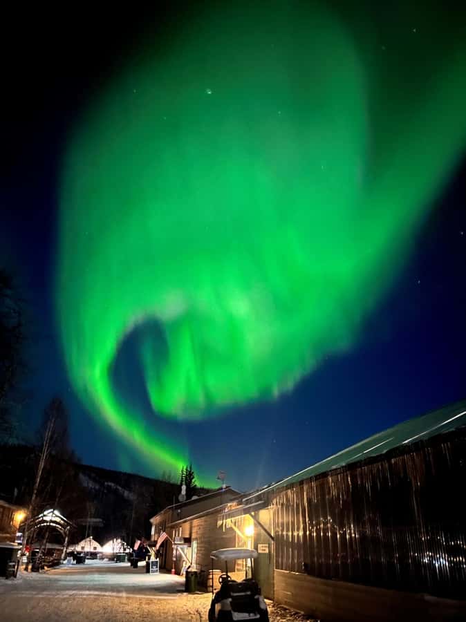 Fairbanks: Northern Lights and Chena Hot Springs Tour - Soaking in 106-Degree Mineral Water