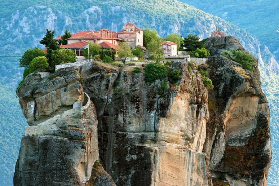 Feel Ancient thermal Spa Visit Delphi, Leonidas ℨoo Spaʀtan - Why this day combines more than the usual Delphi visit